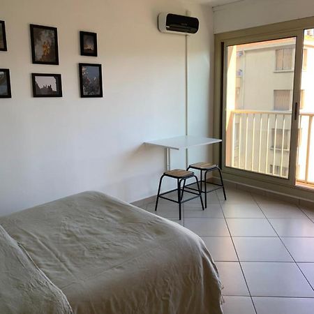 Joli Studio Proche Quartier Timone Climatise มาร์กเซย ภายนอก รูปภาพ