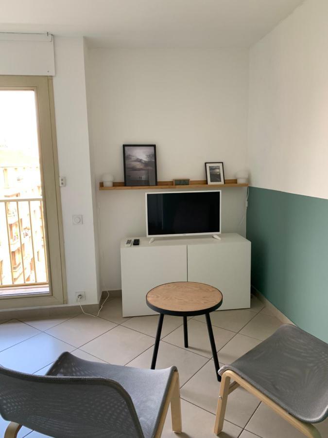 Joli Studio Proche Quartier Timone Climatise มาร์กเซย ภายนอก รูปภาพ